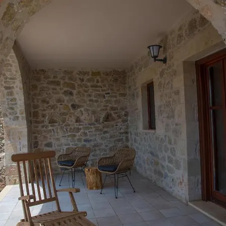 Brazzo Di Maina Hotel