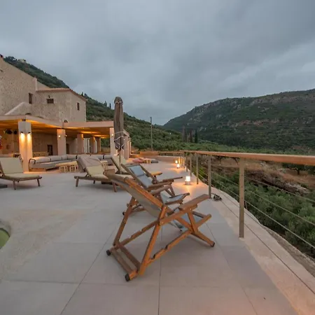Brazzo Di Maina Hotel