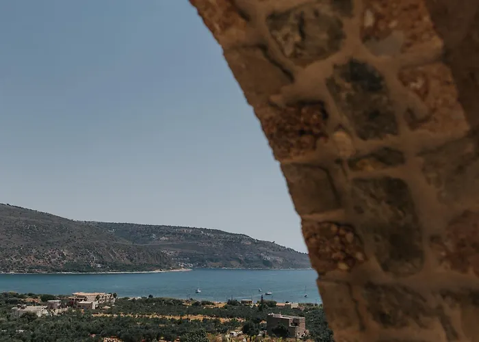 Brazzo Di Maina Οίτυλο