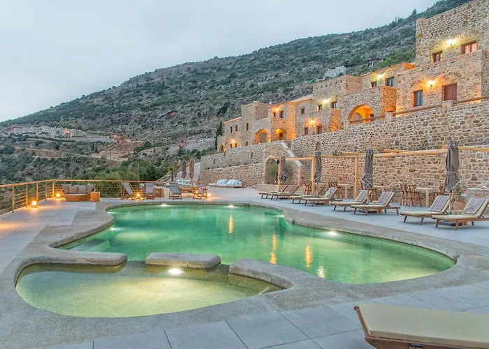 Brazzo Di Maina Hotel Oitylo